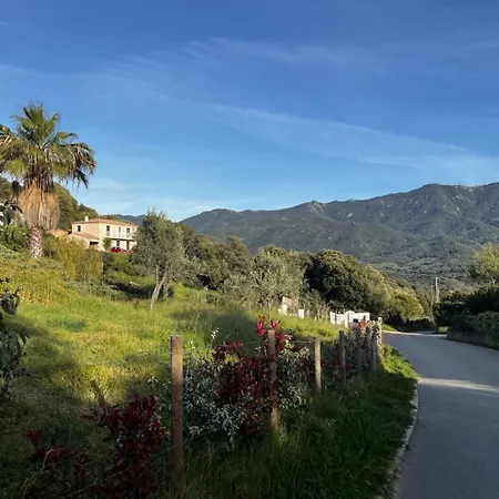 Haus In Der Naehe Von Und Bergen- Atemberaubende Aussicht- By Interhome
